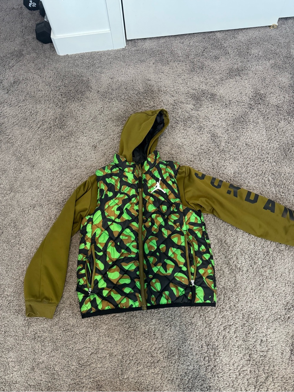 Unique Michael Jordan insulated hoodie jacket SZ S Full Zip Jordan Arm